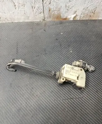 Opel Insignia A Fuel tank cap lock 13501151 008066701 1604091054