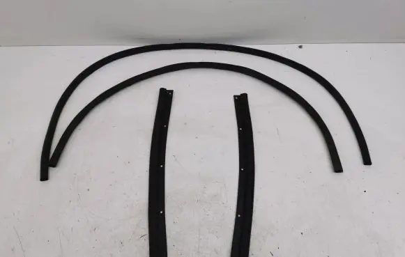 Nissan Qashqai J12 Engine compartment rubber 
