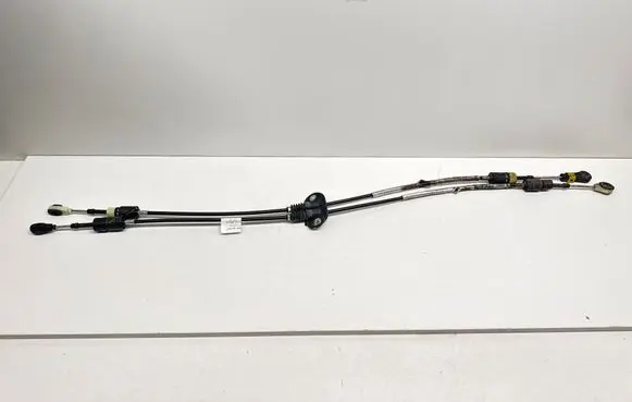 Volvo V40 Gear shift cable linkage 31325593 4YTA058