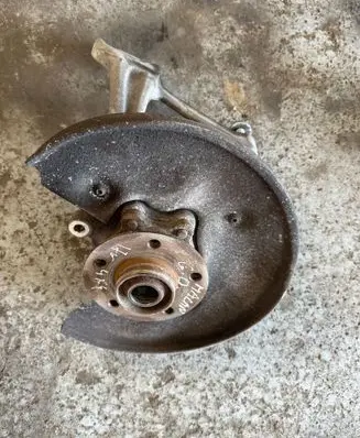 Porsche Macan (95B) Rear wheel hub 8R0505436C
