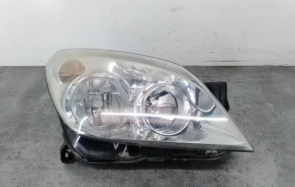 Opel Astra H Headlight/headlamp 93190070