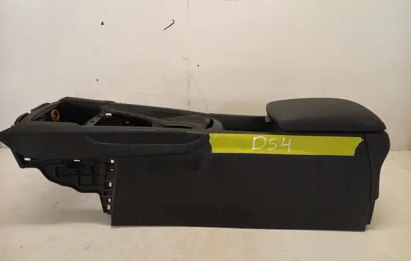 Citroen DS4 Armrest 9672174077