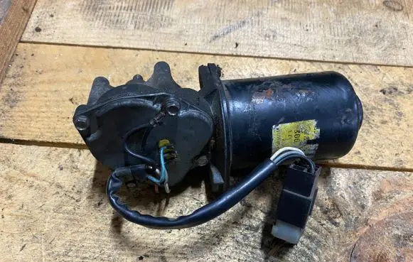 Mercedes-Benz Vito Viano W638 Rear window wiper mechanism 
