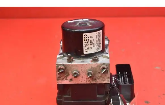 Mitsubishi Lancer VIII ABS Pump 4670A539