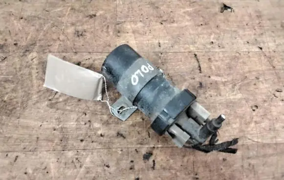 Volkswagen Polo II 86C 2F High voltage ignition coil