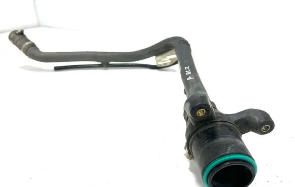 Fuel tank filler neck pipe