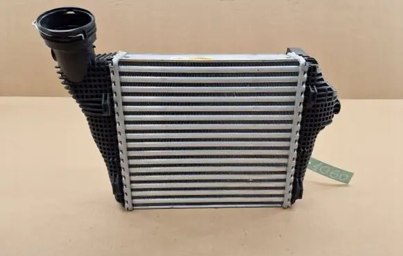 Porsche Macan (95B) Intercooler radiator