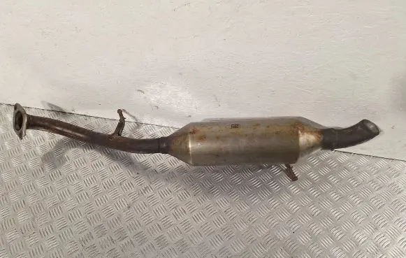 Toyota Verso Rear muffler/silencer tail pipe 174300R100 30R06