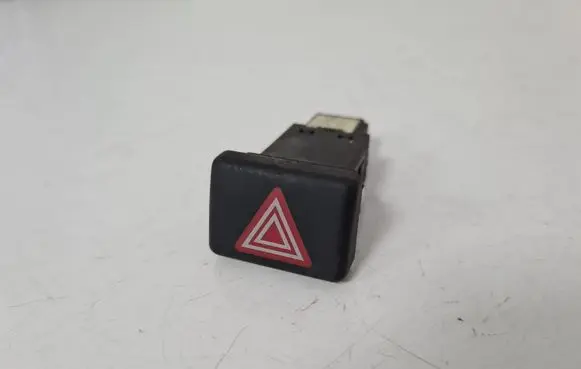 Audi A4 S4 B7 8E 8H Hazard light switch 8E0941509