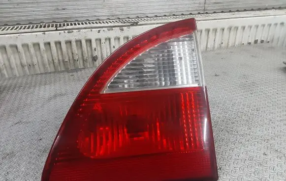 Ford Galaxy Tailgate rear/tail lights 7M5945094B