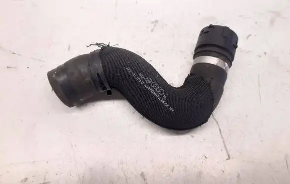 Audi A4 S4 B8 8K Engine coolant pipe/hose 8K0121101G