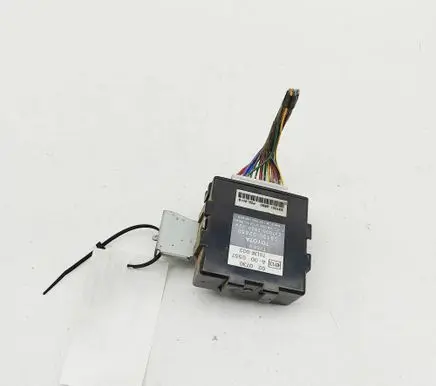 Toyota Hilux (AN10, AN20, AN30) Alarm control unit/module 0819002850 2370002820