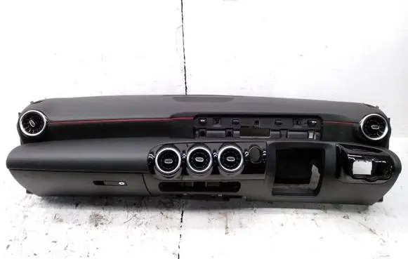 Mercedes-Benz A W177 Dashboard 
