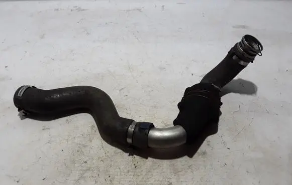 Opel Vivaro Intercooler hose/pipe 8200648187
