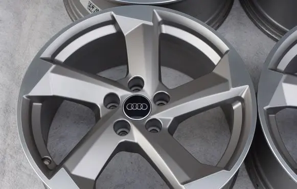 Audi A4 Allroad B9 R18 alloy rim 8W9601025G