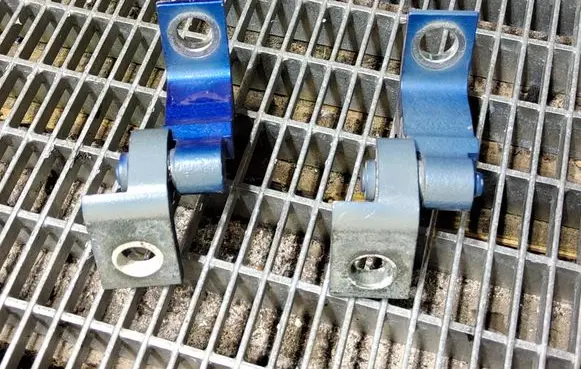Seat Arona Front door hinge set 