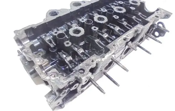 Ford Focus C-MAX Engine head 9655911480