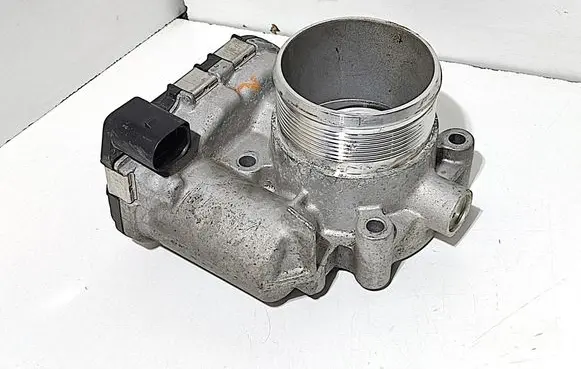 Volkswagen Jetta VI Throttle valve 06K133062D 0280750588