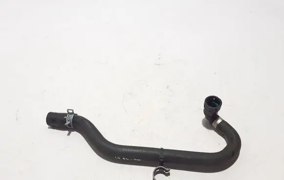 Volvo XC40 Engine coolant pipe/hose 32224231