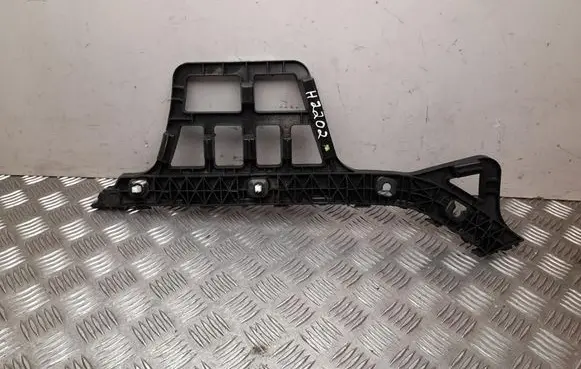 KIA Ceed Rear bumper mounting bracket 86615J7300