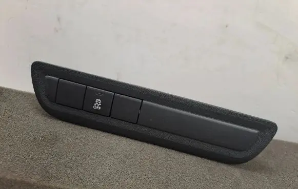 Peugeot 208 I Other switches/knobs/shifts 96750117ZD 9677059077