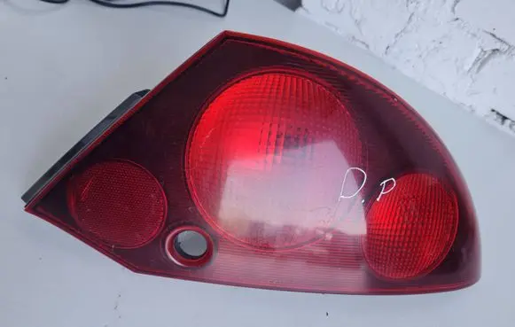Mitsubishi Eclipse Rear/tail lights R2162 A2057 IGH051
