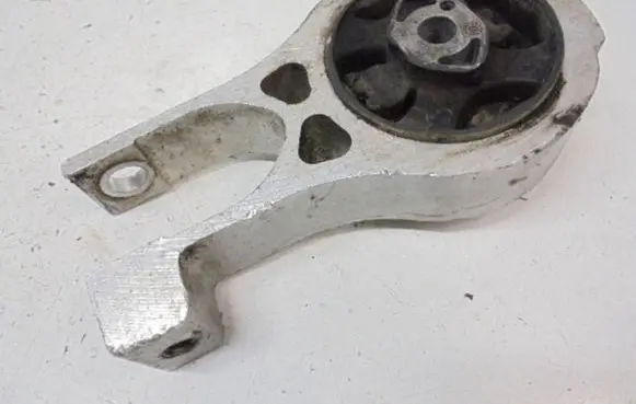Citroen C5 Engine mounting bracket 9683029080
