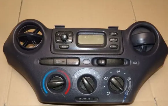 Toyota Yaris Climate control unit