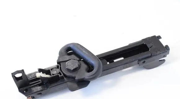 Audi Q7 4M Seat belt adjustment motor 8E0857833F