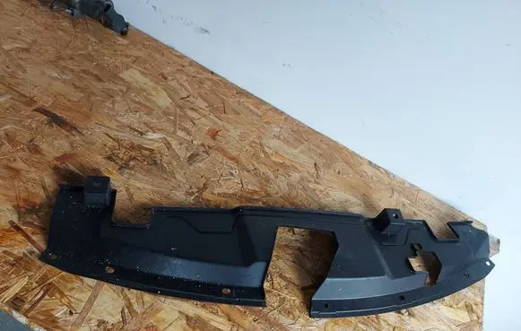 Nissan Juke II F16 Radiator trim 623226PA0A