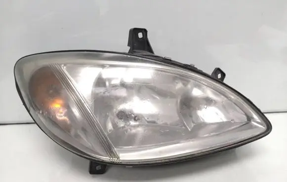 Mercedes-Benz Vito Viano W639 Headlight/headlamp 24670400 24670200r