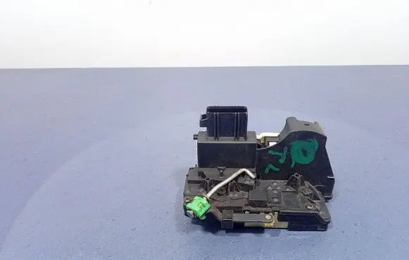 Mazda Tribute Rear door lock 2W4A-54216413-AA