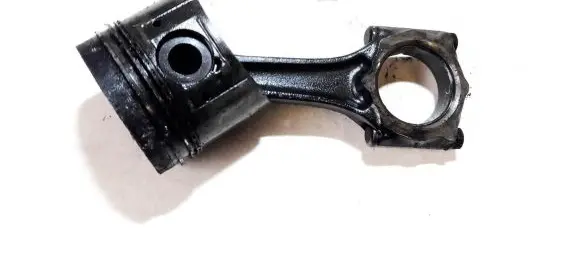 Opel Vectra B Piston with connecting rod