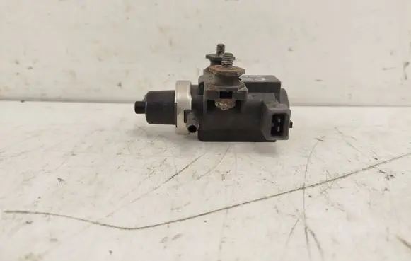 Volvo 850 Turbo solenoid valve 1H0906627 96T313 72190320