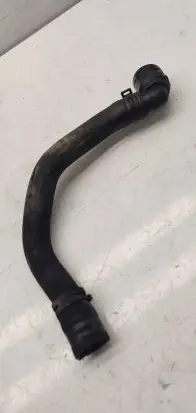 Volkswagen PASSAT B6 Engine coolant pipe/hose