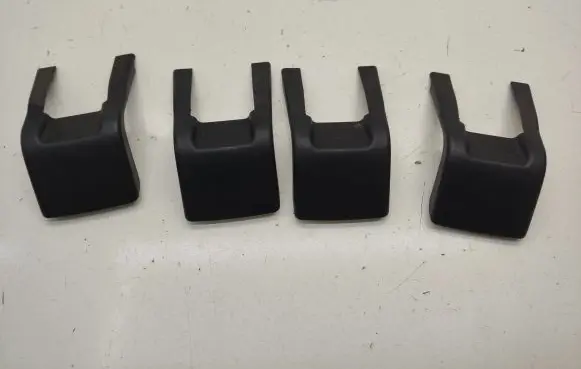 Mini Cooper Countryman R60 Rear seat rail trim cover 9803546
