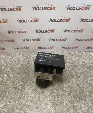 Skoda Octavia Mk2 (1Z) ABS Pump 1C0907379K 00007881D3 10096003153