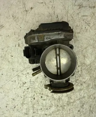 Audi A4 S4 B5 8D Throttle valve 078133063AB