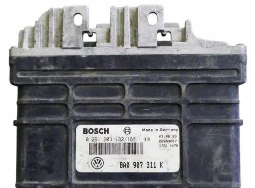 Volkswagen Golf III Engine control unit/module 8A0907311K