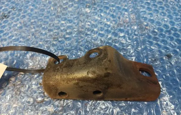 Muffler mount bracket/holder