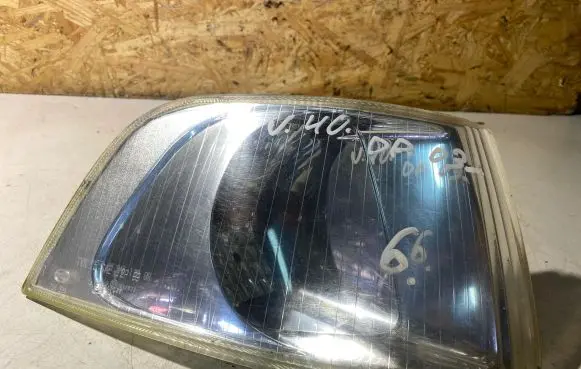 Volvo S40, V40 Front indicator light 30621832 30621834