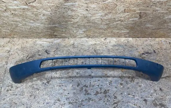 Ford Focus Front bumper splitter molding 4M51-17C749-A R0541-Z