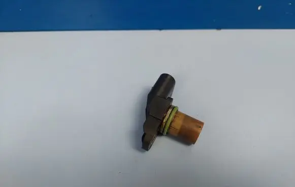 Camshaft position sensor