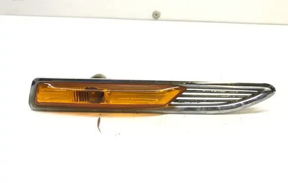 Ford Mondeo MK IV Front fender indicator light 7S7113K354BD