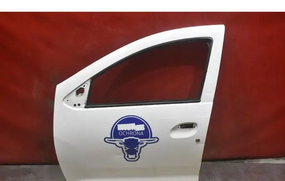 Dacia Sandero Front door 