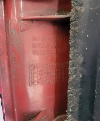 Volkswagen PASSAT B5.5 Rear/tail lights 084411961RR