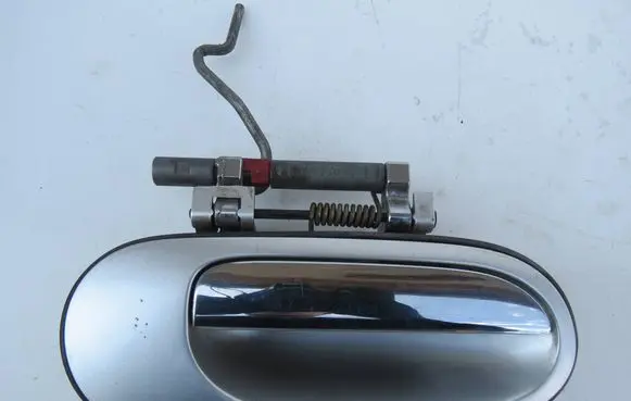 Nissan Almera Tino Rear door exterior handle SA830613