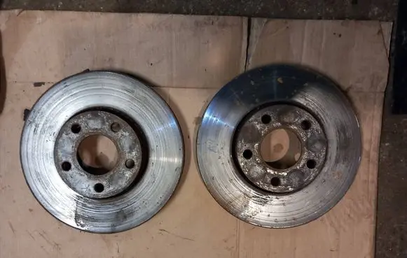 Audi A4 S4 B6 8E 8H Front brake disc