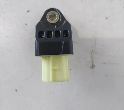 Lexus RX 450H Airbag deployment crash/impact sensor 8983175020