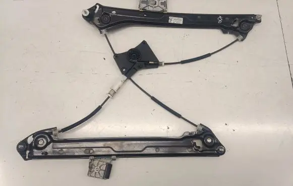 Volkswagen Arteon Shooting Brake Front window lifting mechanism without motor 3G8837461B